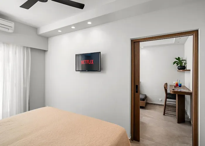 Glaros Hotel Apartment